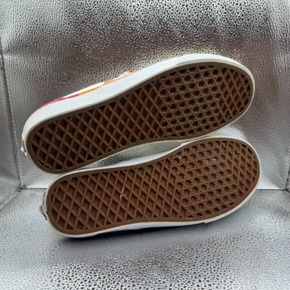 Size M6.5/W8 Vans Classic Slip On Rainbow Foxing True White Casual Shoes 500714 - Picture 10 of 10